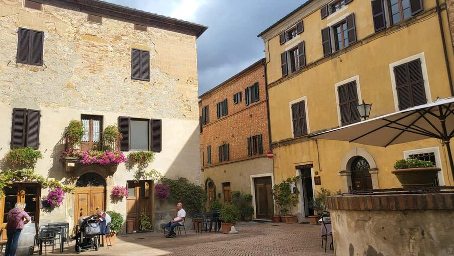 Florence: Val d’Orcia Wine Tasting & Lunch Small Group Tour - Transportation and timing: the long-day reality check
