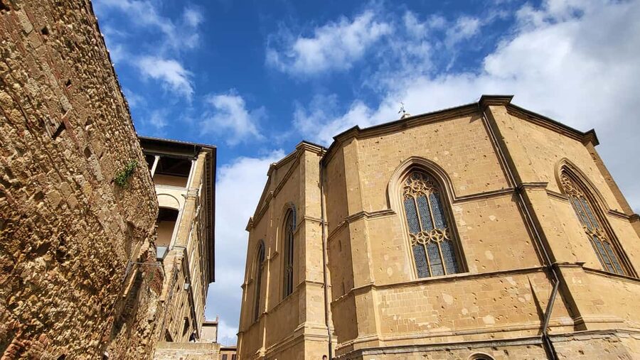 Florence: Val d’Orcia Wine Tasting & Lunch Small Group Tour - Montepulciano: medieval lanes, big views, and Twilight-adjacent stories