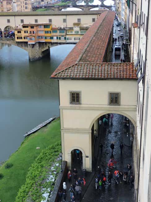 Florence: Vasari Corridor and Uffizi Gallery Exclusive Tour - What’s the Best Expectation for the Uffizi-to-Corridor Flow?