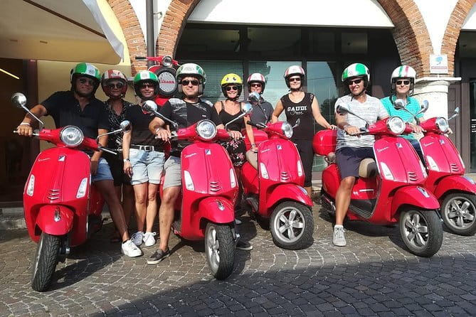 Florence Vespa Rental - Where to start: Florence Station Rental is convenient for getting out fast