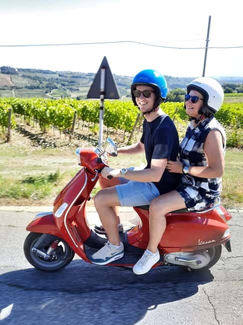 Florence: Vespa Tour as a Passenger + Wine Window! - Piazzale Michelangelo: a 10-minute “get oriented” move
