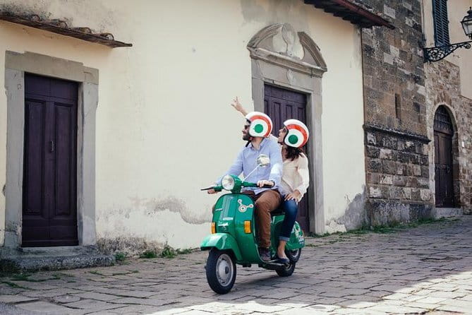 Florence Vespa Tour: Tuscan Hills and Italian Cuisine - Florence Views That Set Up the Day: Piazza Michelangelo and the Chianti Road