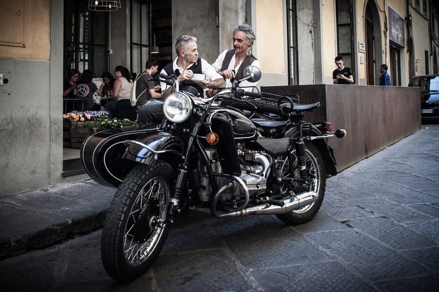 Florence Vintage Motorcycle Sidecar ride - Morning or Sunset - Where it starts: Bar Pasticceria Gamberini and the first coffee