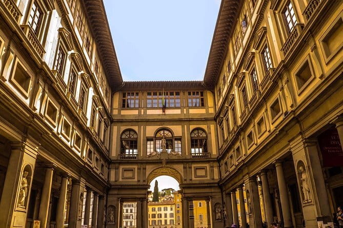 Florence walking guided tour with Uffizi & Accademia - Quick take