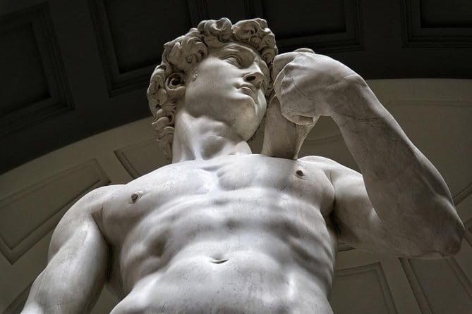 Florence walking guided tour with Uffizi & Accademia - Palazzo Medici Riccardi: seeing Renaissance power from the outside