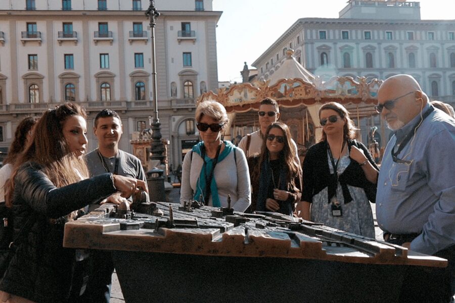 Florence: Walking Tour & Accademia Gallery Guided COMBO Tour - Start at Piazza della Repubblica: Your Walking Tour Spine