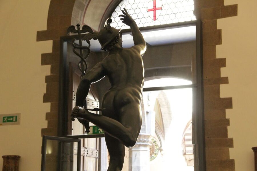 Florence: Walking Tour and Bargello Museum - Getting Oriented: the Florence walk you can actually finish in 2 hours