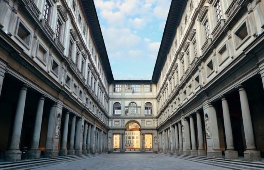 Florence: Walking Tour of Dante's Florence with a Guide - Meeting at Loggia del Bigallo and starting at Duomo Square