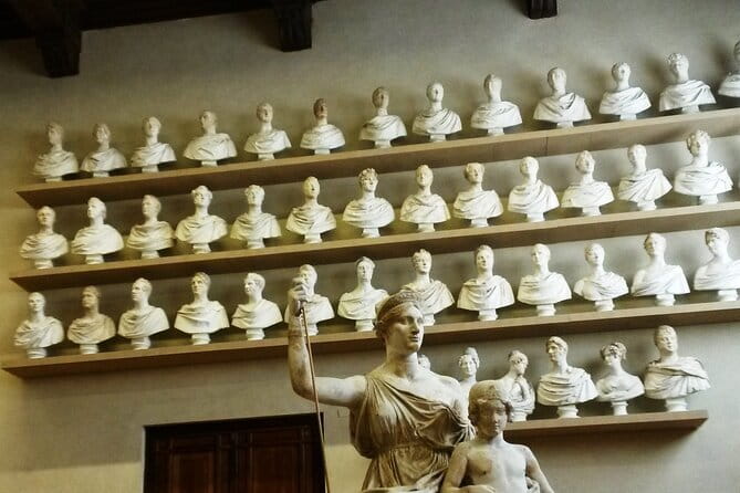 Florence Walking Tour with Accademia, Uffizi & Lunch - Florence Art + Lunch: How the Day Really Feels