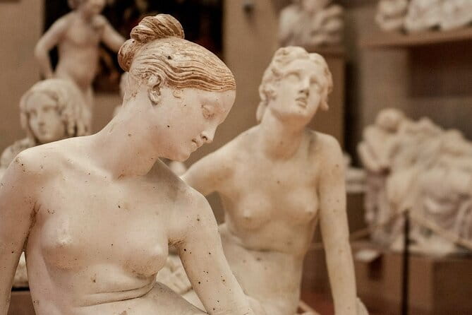 Florence Walking Tour with Accademia, Uffizi & Lunch - Porcellino Fountain: A Tiny Tradition With Big Local Energy