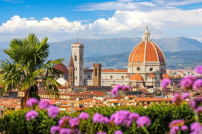 Florence Walking Tour with Audioguide on Your Smartphone - How the smartphone audio route actually works (and why it’s good value)