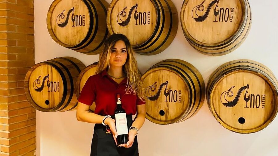 Florence Wine &Food: Taste Tuscan Flavors in Historic Cellar - Where this Florence wine tasting really shines: a cellar in the city center