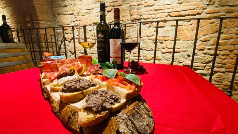 Florence: Wine Tasting and Paring Class Guided Tour - Should you book this Florence wine tasting and pairing class?