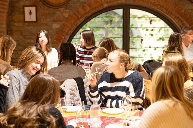 Florence Wine Tasting Experience with Seven Types of Tuscan Wine - Where this Florence wine tasting happens (and what that means for you)