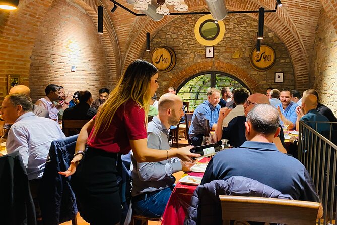 Florence Wine Tasting Experience with Three Types of Tuscan Wine - A One-Hour Taste of Tuscany in Florence