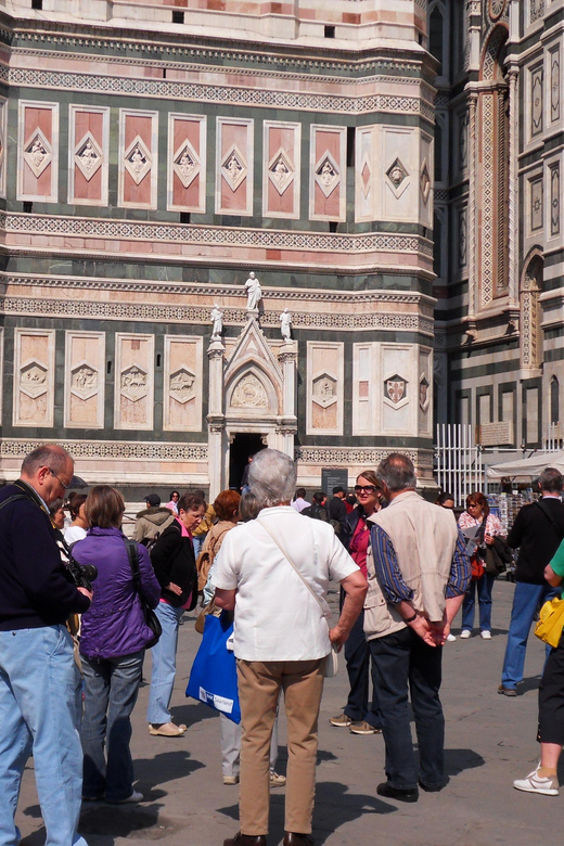 Florenz: most important Moments in 3 hours - Santa Maria Novella’s Alberti Facade and the Dominican Pharmacy Finish