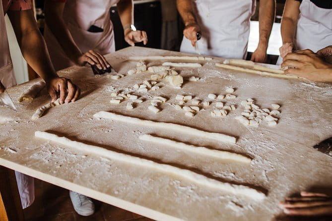 Francy's Pasta & Gnocchi on Top of Florence Hills - Florence Pickup to the Hills: From Caffè Petrarca to a 16th-Century Villa