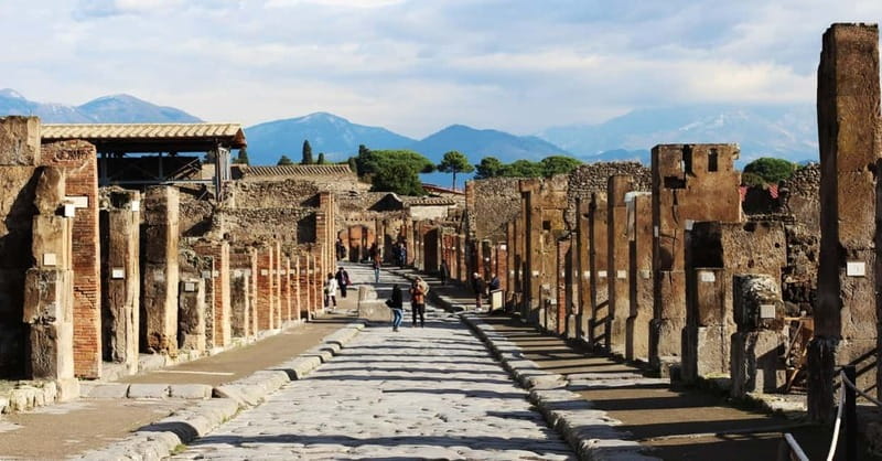 From Florence: Amalfi Coast Transfer with a Stop in Pompeii - What’s Included vs. What You’ll Handle Yourself