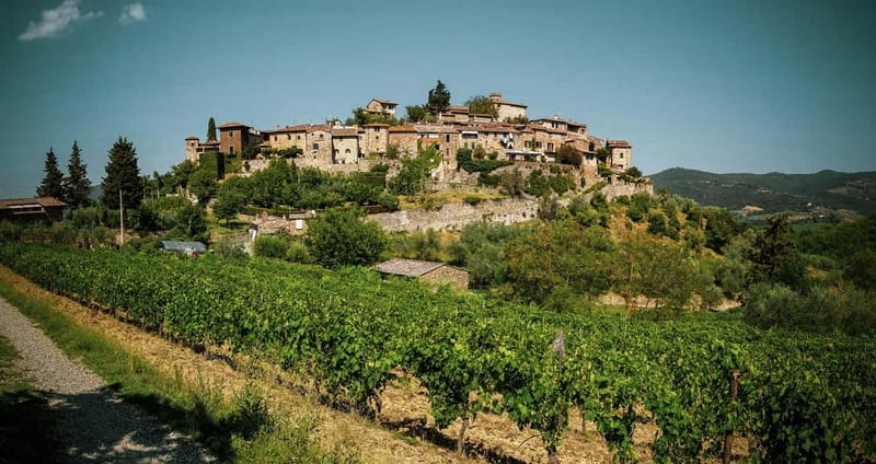 From Florence: Chianti Self-Guided Vespa Tour with Lunch - Electric Vespa in Chianti: the appeal of riding your own route
