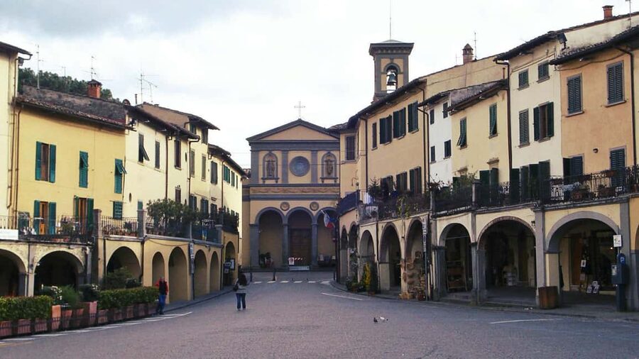 From Florence: Chianti Wine Tour with Driver-Guide - The second winery: seeing the range of Chianti in one day