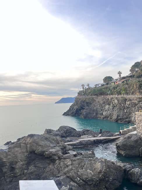From Florence: Cinque Terre Private Day Trip - The Florence-to-coast drive: your buffer against stress