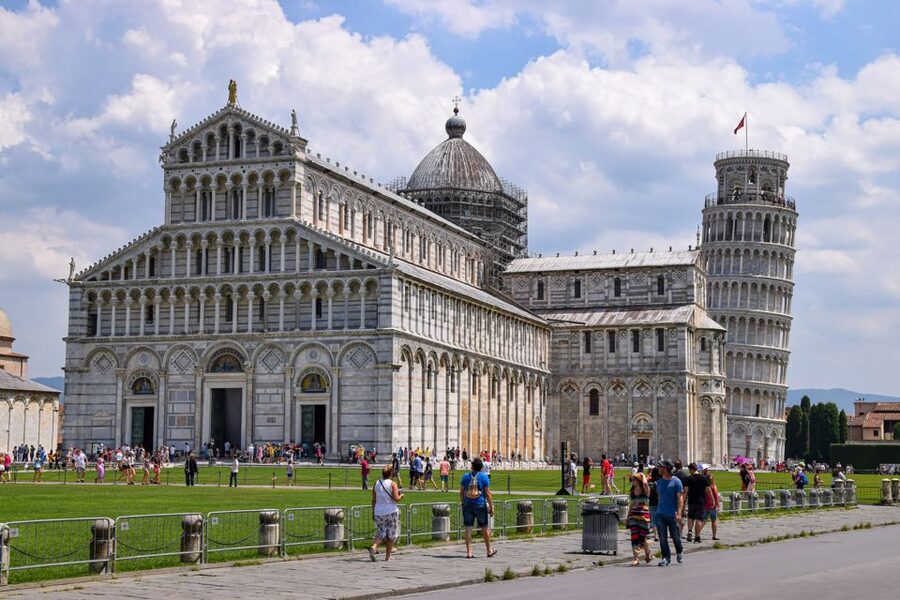 From Florence: Full-Day Private Cinque Terre Tour with Pisa - Pisa at Piazza dei Miracoli: a signature stop without a full detour