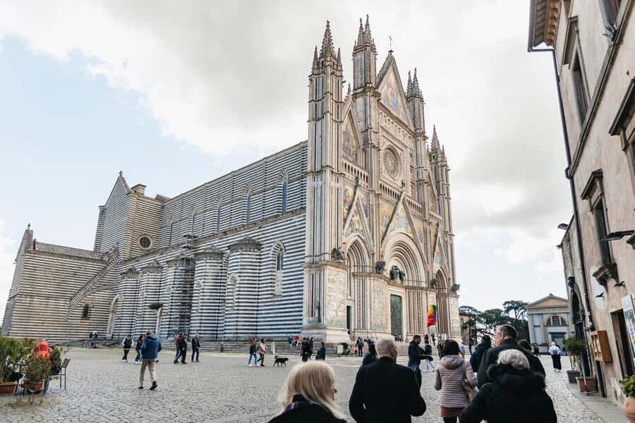 From Florence: Orvieto and Perugia Tour with Church Visits - Assisi guided walk: Basilica of Saint Francis and the fresco masterpieces
