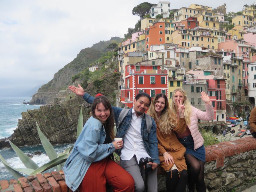 From Florence: Pisa and Cinque Terre Day Tour - Small Group - Between villages: regional trains make it authentic, but plan for crowds