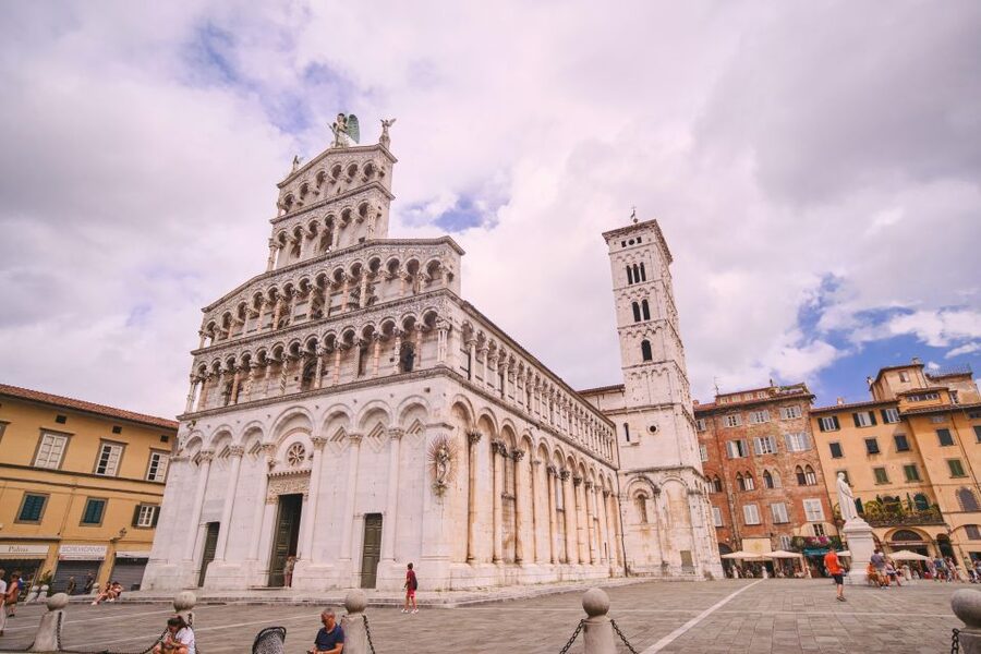 From Florence: Pisa and Lucca Full-Day Private Tour - Lucca’s 16th-Century Walls: the Best Stretch of Walking Views