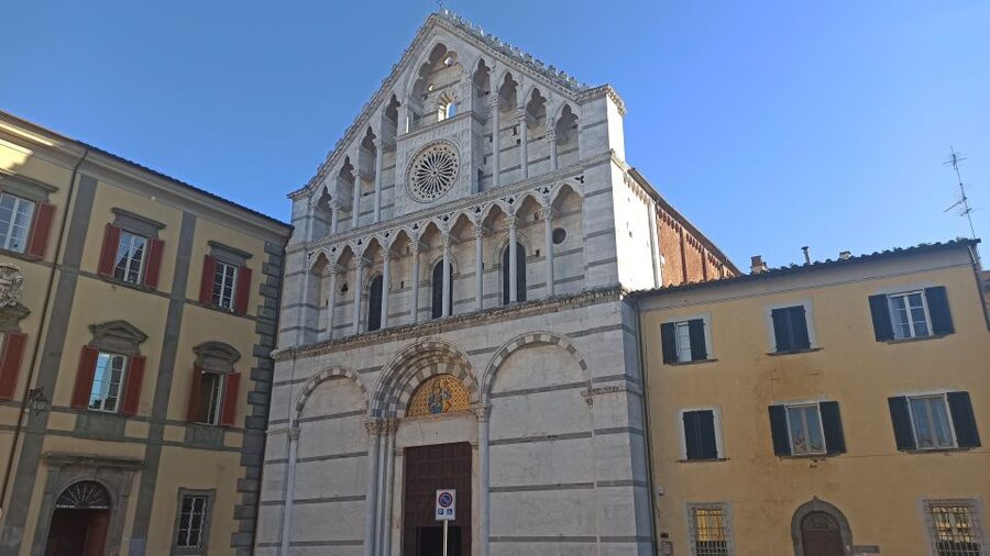 From Florence: Pisa/Chianti Half Day Tour with Wine Tasting - The Private Group Factor: Why This Tour Feels Less Stressful
