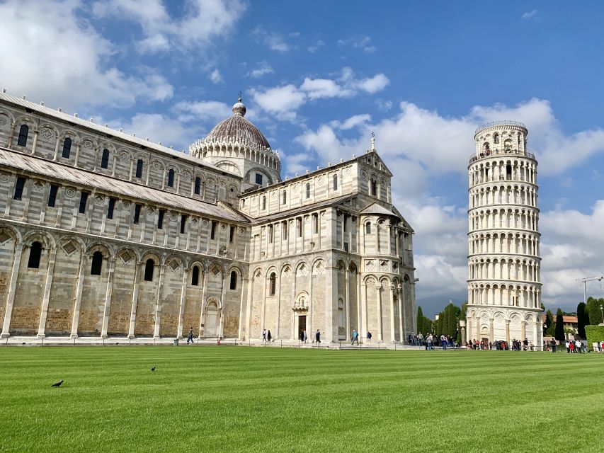 From Florence: Pisa Private Tour & Optional Leaning Tower - Guided time in Piazza dei Miracoli: beyond the tower photo
