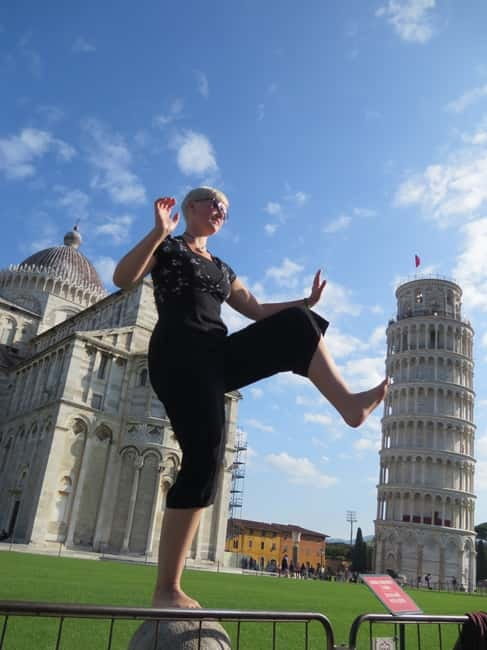 From Florence: Pisa, Vinci and Tuscany with wine tasting - Tuscany Wine Country Stop: Cellar Tour, 3 Wines, and Olive Oil