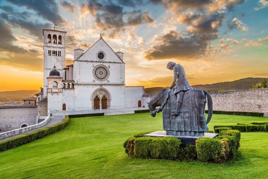 From Florence: Private Day Trip to Assisi and Cortona - Assisi UNESCO streets: churches, medieval corners, and Roman traces