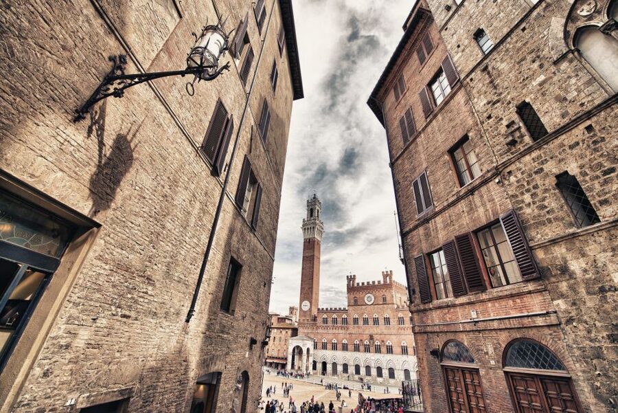 From Florence: Private Siena, San Gimignano + wine tasting - Why this Tuscany day works better than self-guided hopping