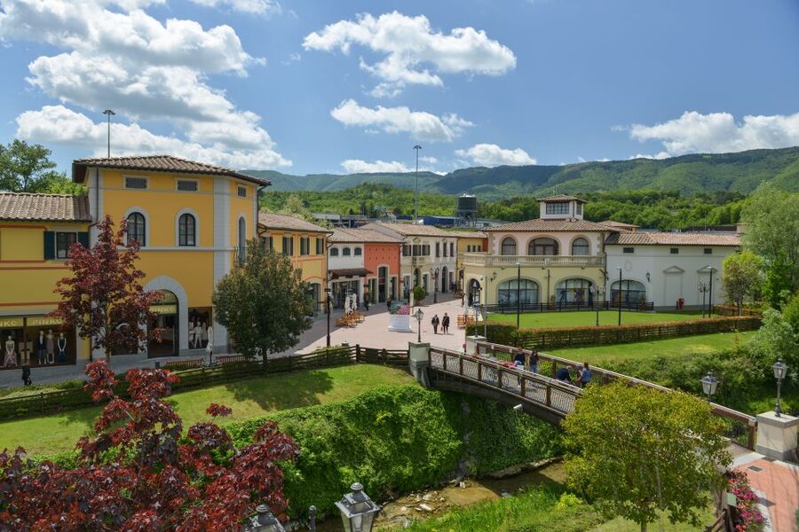 From Florence: Round-Trip Shuttle Bus to Barberino Outlet - Timing and Return Buses: The Part You Should Plan Like a Pro