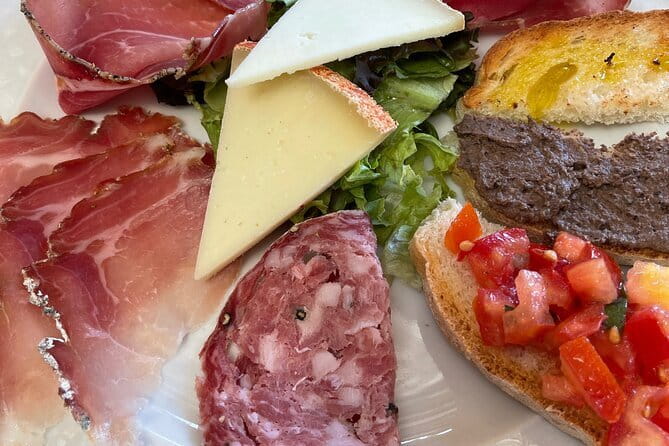 From Florence:Tuscany Tuk Tuk with Lunch, Wine & San Gimignano - The private tuk-tuk in the Chianti hills: fun wheels, real stories