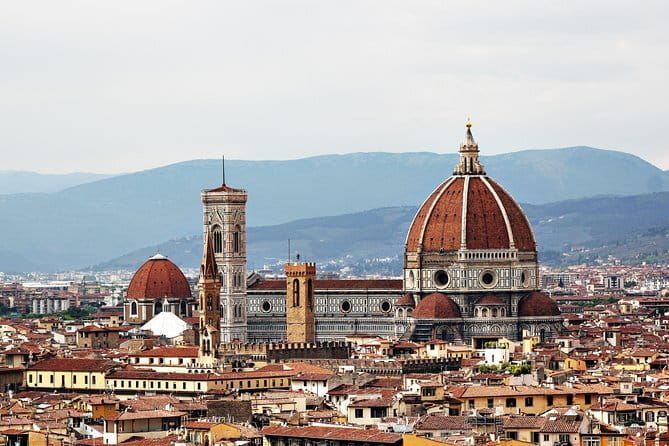 Full-Day Private Pisa and Lucca Tour with optional Leaning Tower - Guinigi Tower Rooftop Garden: A View You Pay For (If You Want It)