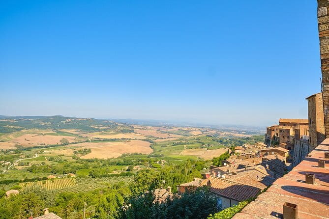 Full Day Tour to Val d'Orcia and Gladiator's Fields with Wines - Morning in Florence: Getting on the Coach Without Stress