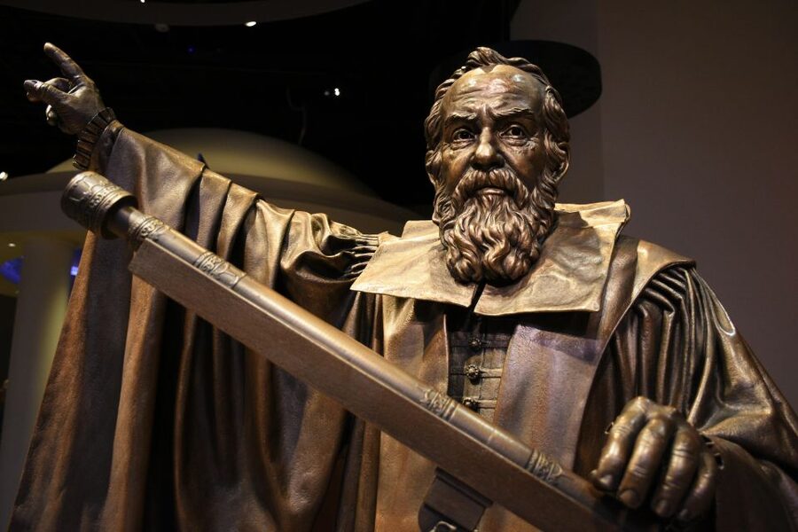 Galileo Galilei Private Science Tour - Museo Galileo: telescopes, the preserved finger, and tool-focused learning