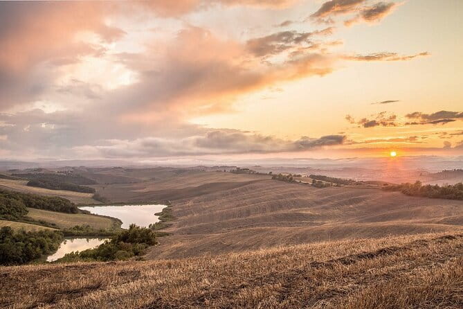 Guided tour in wonderful Tuscany - Price and Value: What $120.16 Buys You for a Half-Day