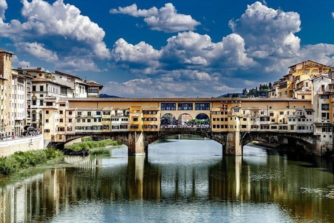 Guided Tour of Florence by Night - Porcellino Market and Ponte Vecchio: Why That 14th-Century Bridge Matters
