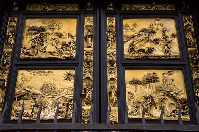 Guided Walking Tour of Florence – Duomo & Historic Squares - Palazzo Medici Riccardi: where Medici influence starts to feel real