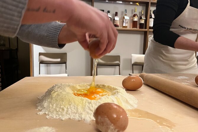 Hands-On Pasta and Tiramisu Class in a Florentine Palace - What the 3-hour format gets you (and what it won’t)