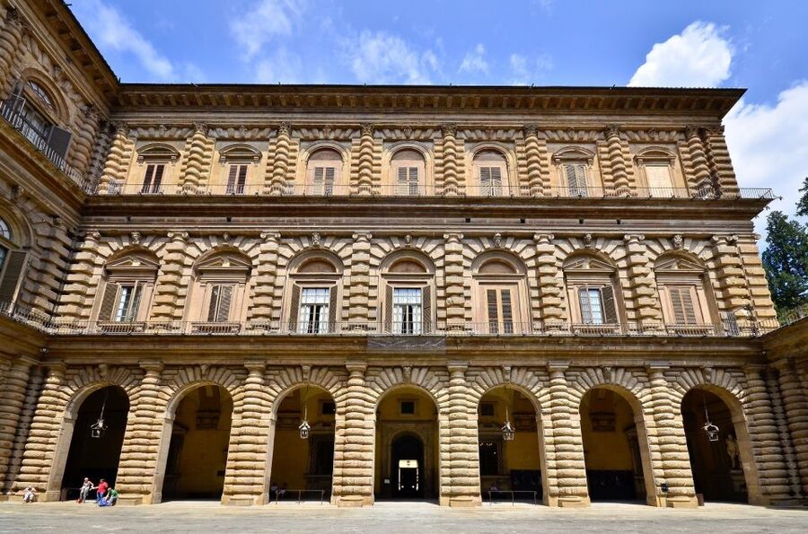 Hidden Florence: 2-Hour Guided Walking Tour - Palazzo Vecchio: guild power and the Medici court