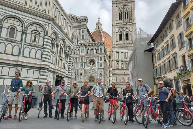 Highlights of Florence Bike Tour (E-bike Upgrade Available) - The 5th Avenue Moment and Ponte Vecchio Across the Arno