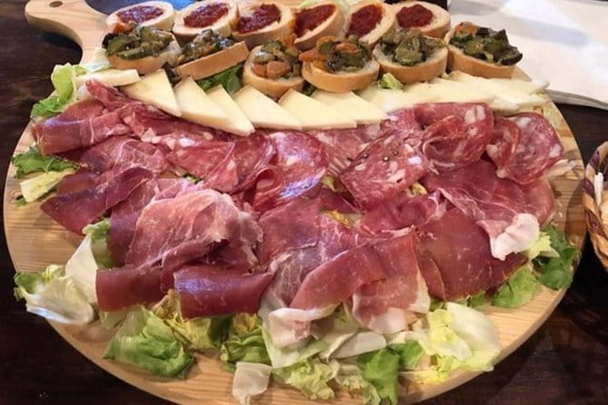 Horse ride, Olive Oil and local foods tasting in a Tuscan farm - The guided tour of manor, historic olive presses, and cellars