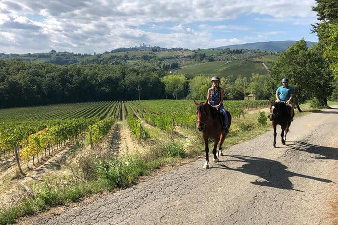 Horseback Ride in S.Gimignano with Tuscan Lunch Chianti Tasting - Getting on the Horse: Helmet, Orientation, and Real Photo Views