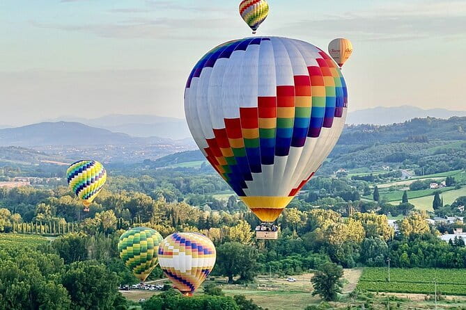 Hot Air Balloon ride in Tuscany countryside from Chianti - The Build-Up Moment: Watching the Balloon Inflate