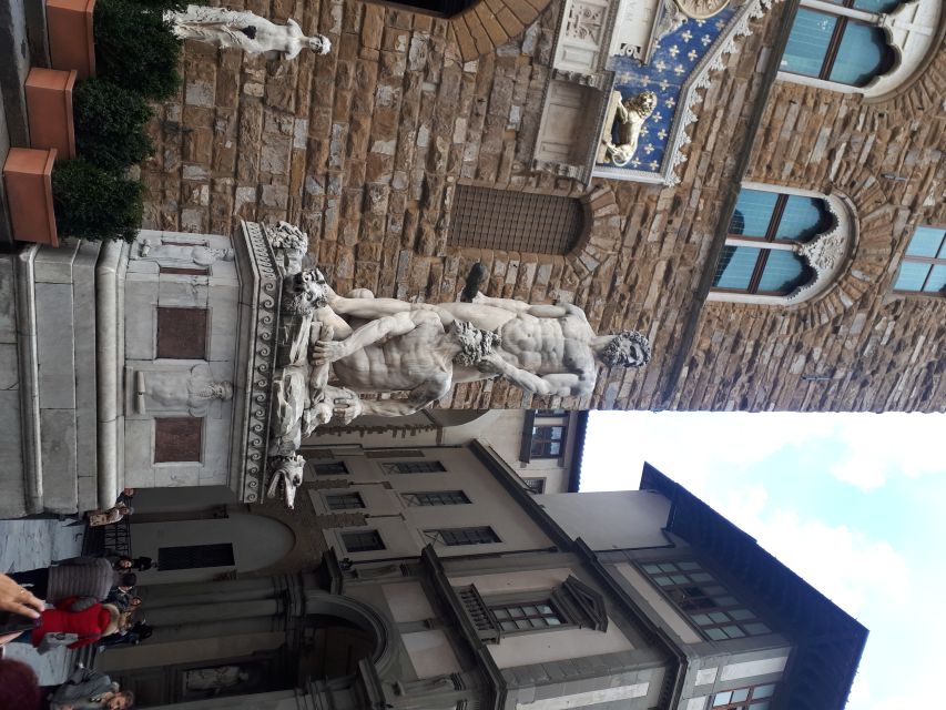 Inferno Tour In Florence - Dante’s Death Mask: When the Tour Turns Darker
