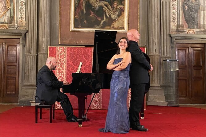 Italian Opera Concert Ticket in Florence’s Santa Monaca Church - Getting there: Oltrarno, public transport, and the easy-to-miss facade